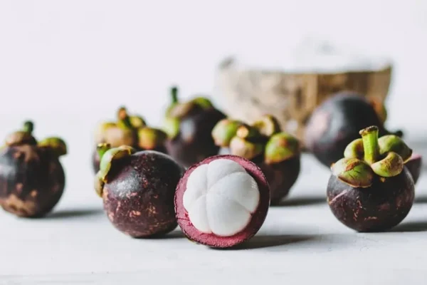 10 benefits of mangosteen, the queen of fruits, against colon-prostate cancer